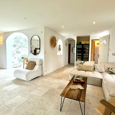 Villa Adorable Route De Palombaggia Porto-Vecchio (Corsica)